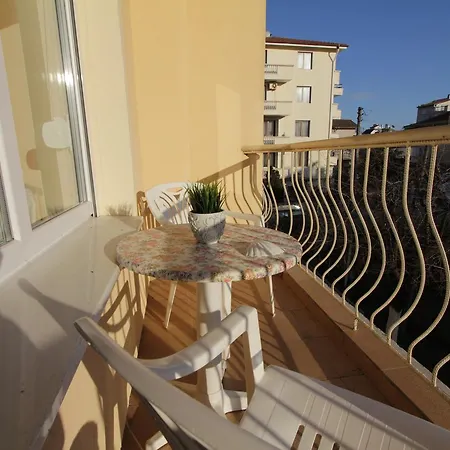 Apartman Apartments Primorsko